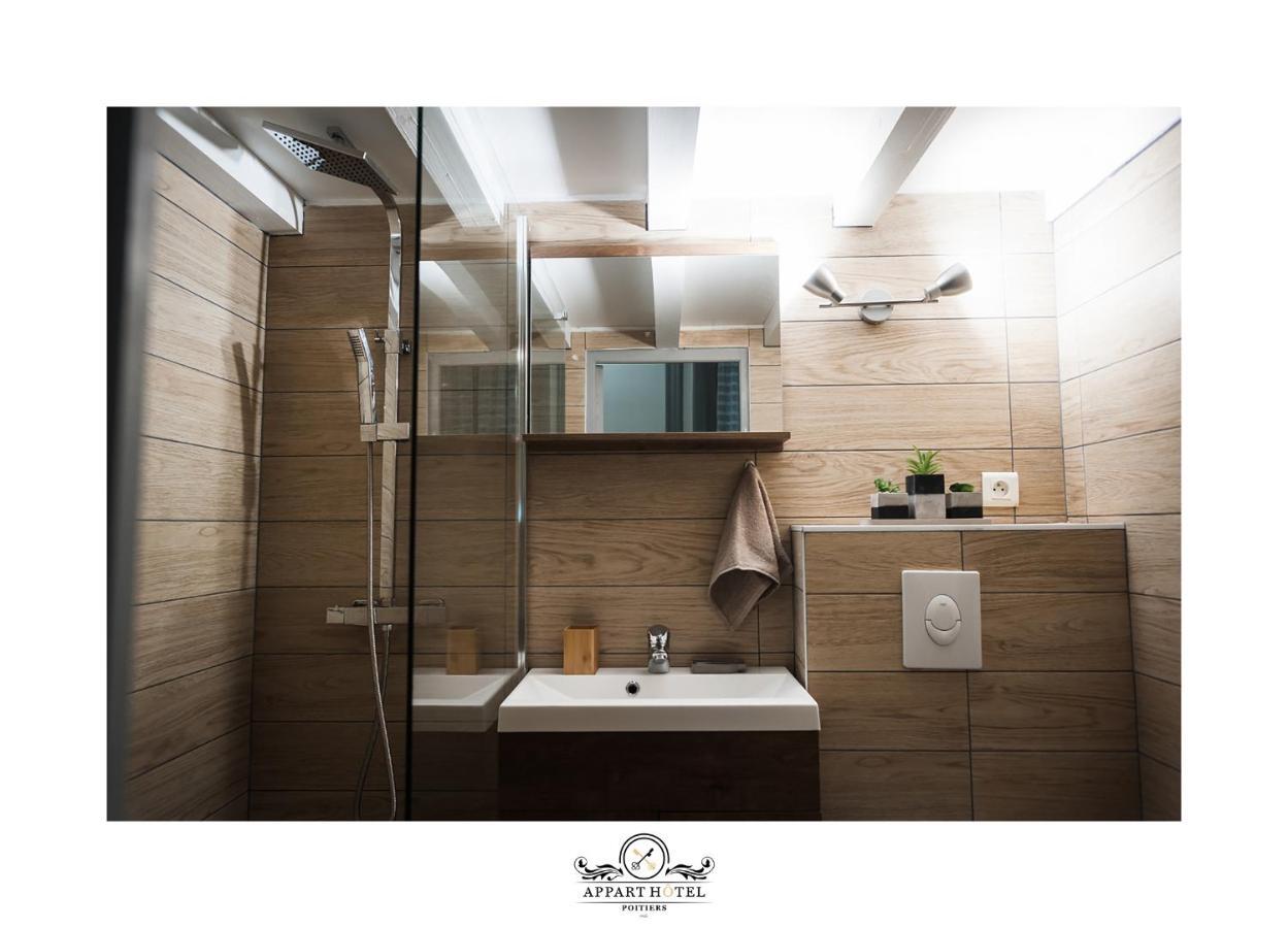 L'Imperial Appart Hotel Poitiers Bagian luar foto